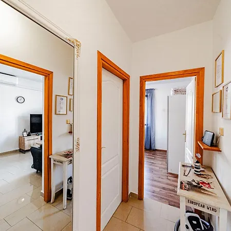 Peco Apartman *
